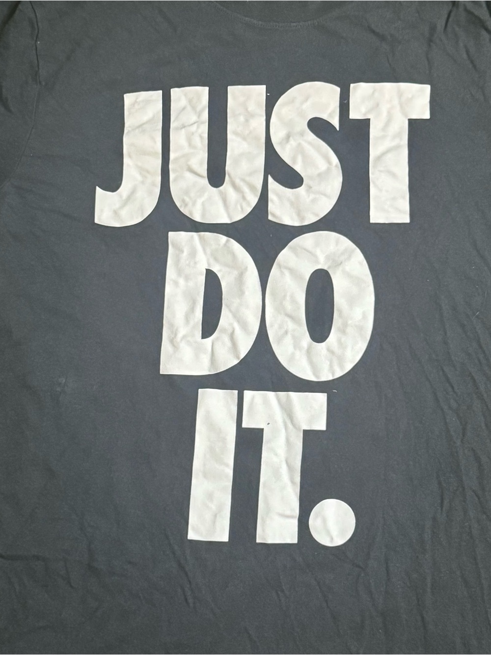 Used Nike “Just Do It” Black T- Shirt Size Small - Men’s with condition issues - Picture 2 of 8